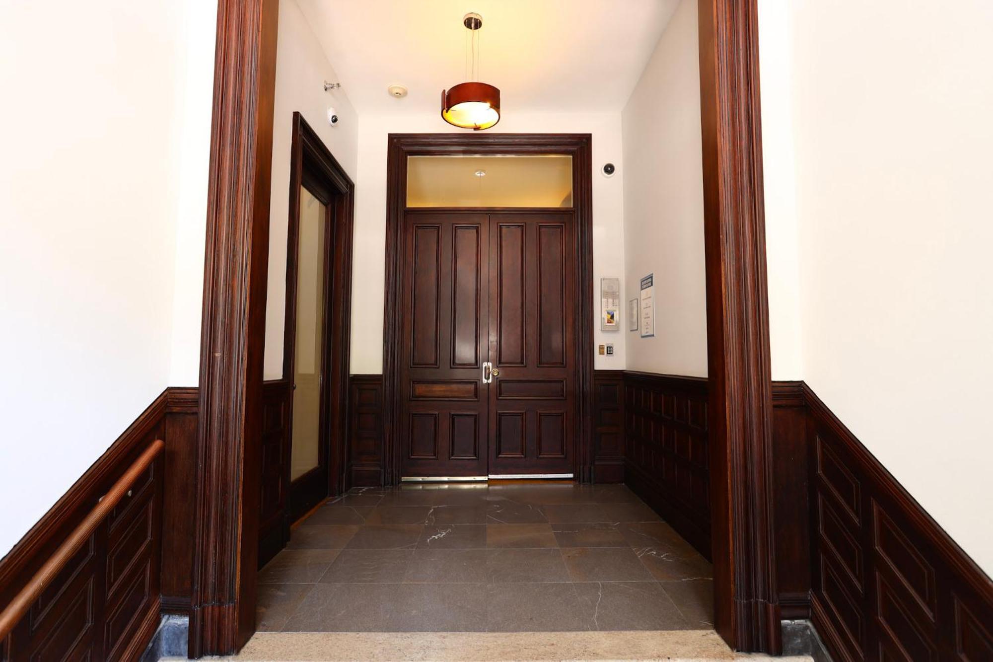 Stylish Newbury Street Studio, #4 بوسطن المظهر الخارجي الصورة
