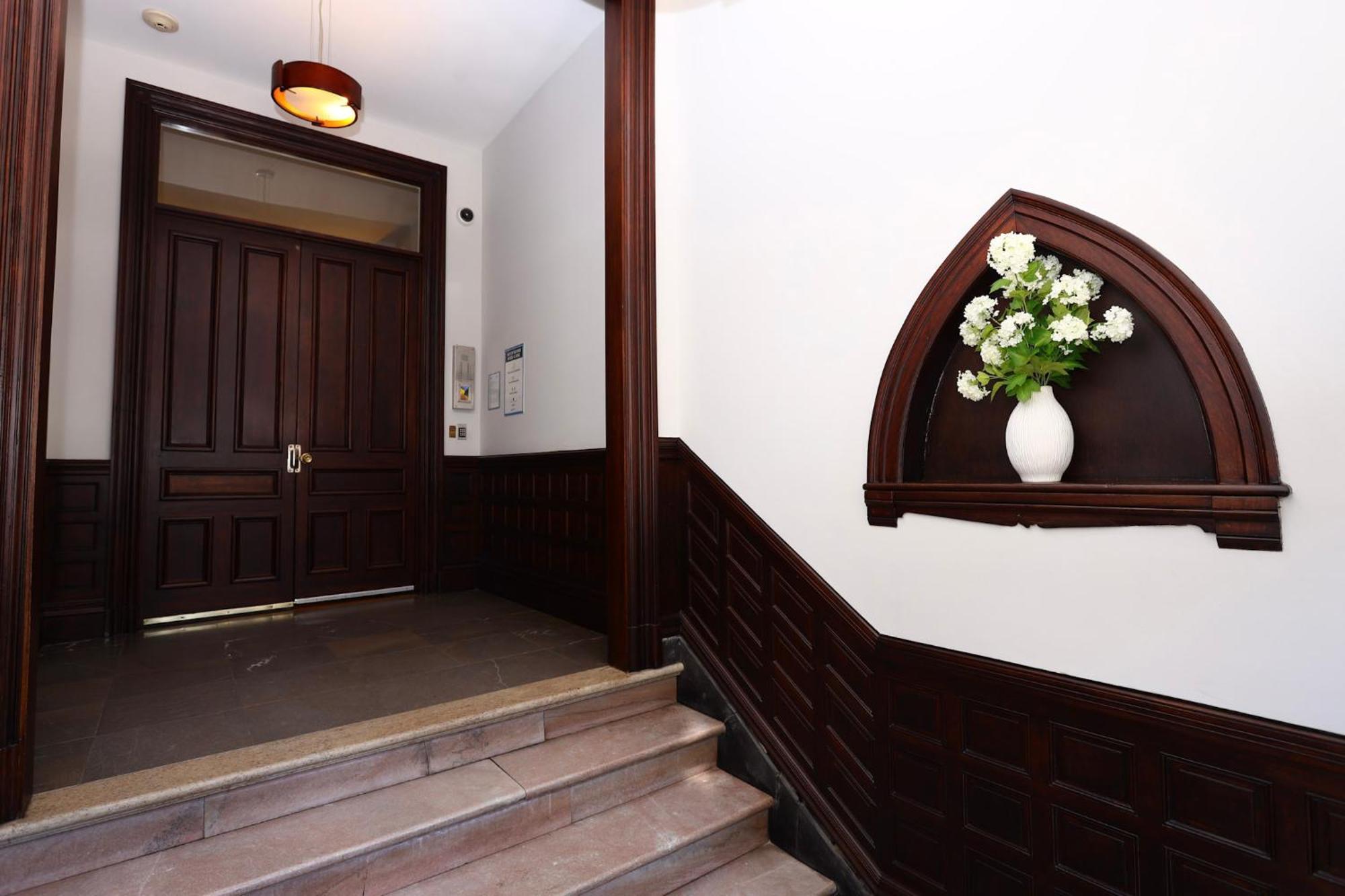 Stylish Newbury Street Studio, #4 بوسطن المظهر الخارجي الصورة